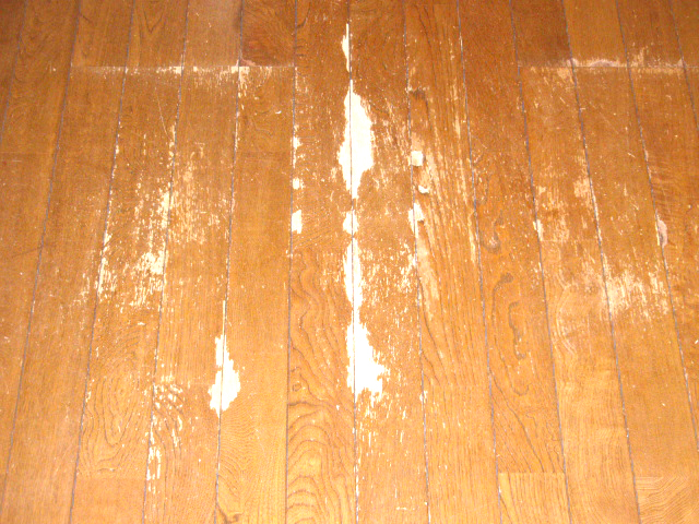 4:家具の擦り傷